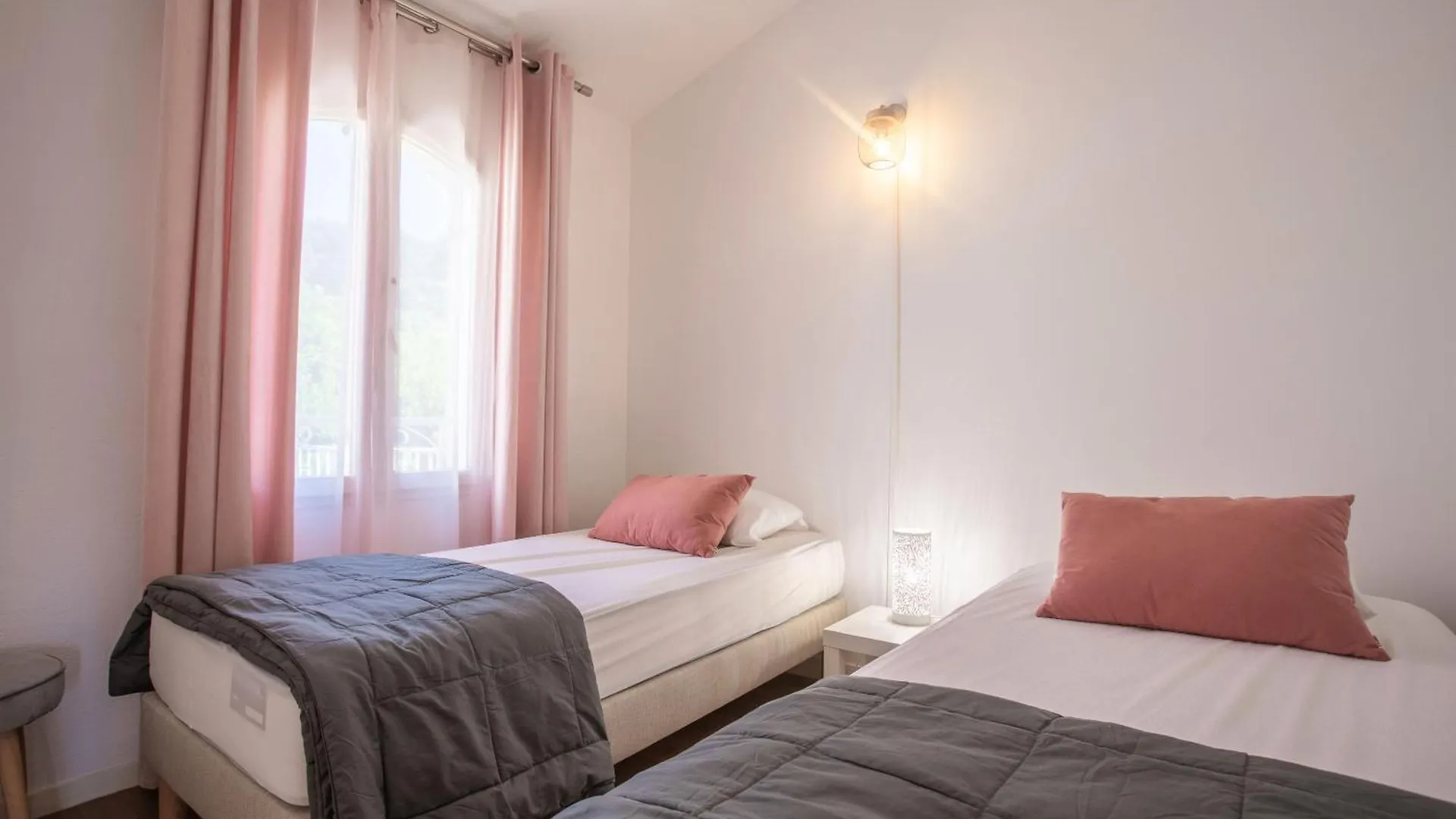 Villa Cap Esterel Vue Mer Saint-Raphaël بيت للعطل
